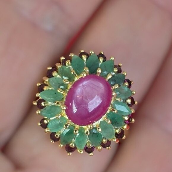 925 Sterling Silver Ring SZ 8.25 with Natural Ruby, Emerald & Garnet Gemstones - Picture 6 of 8
